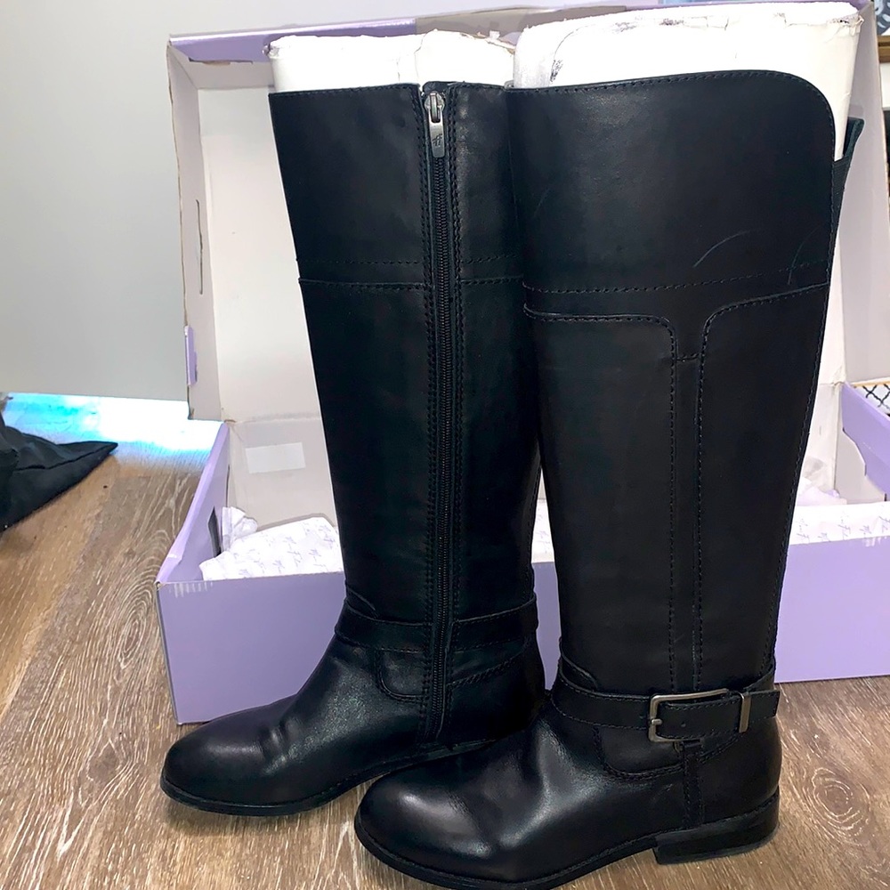 Black Boots
